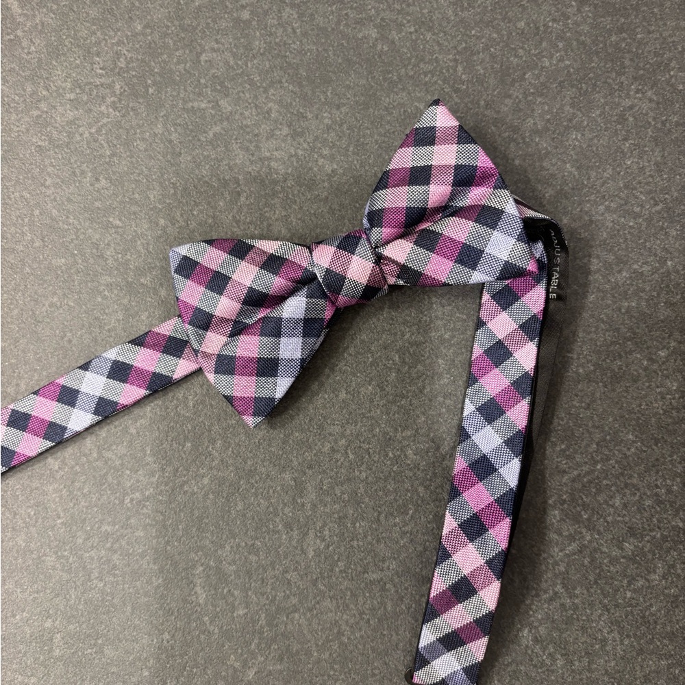 Pink and Black Plaid Bow Tie